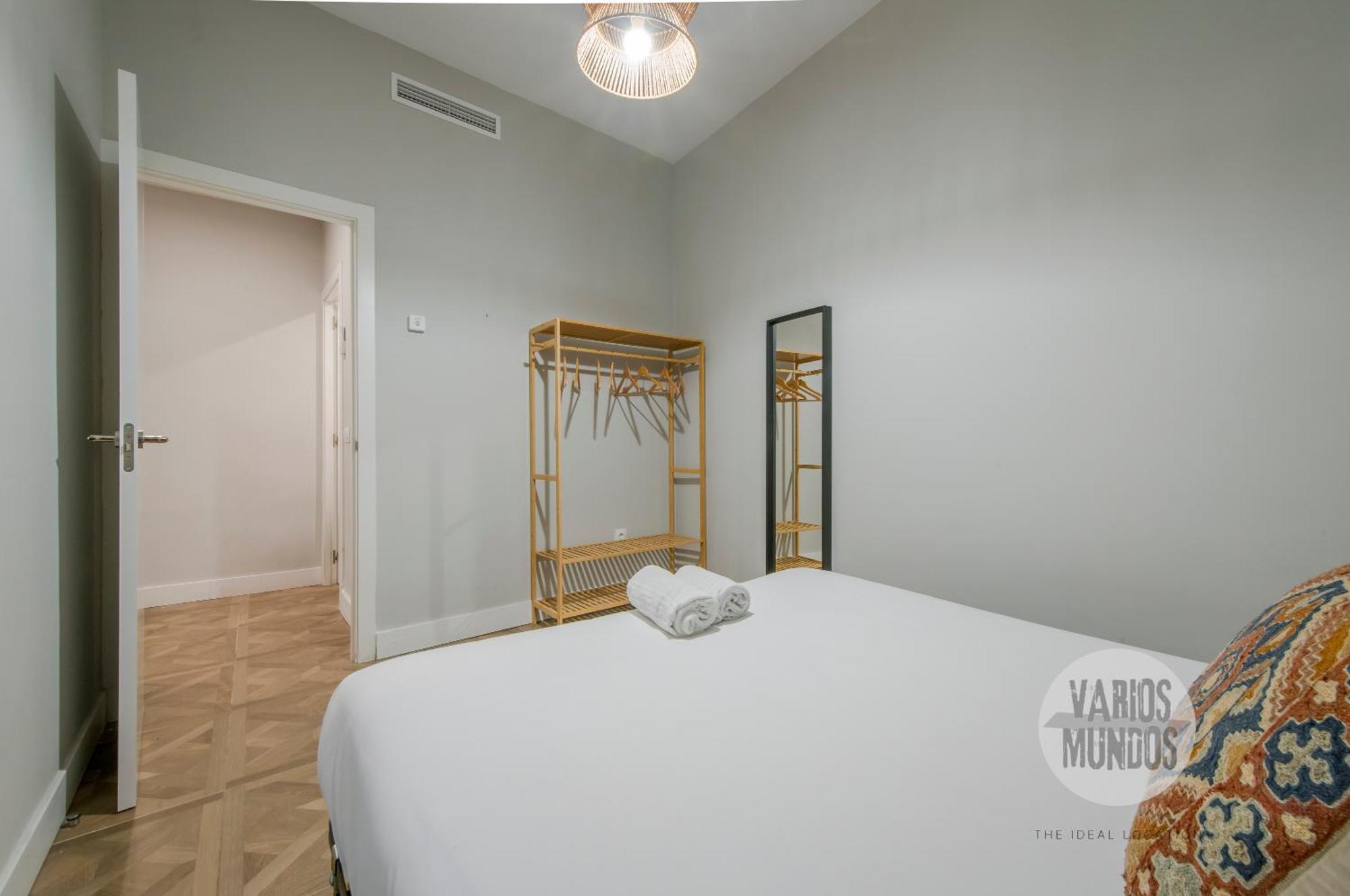 Escapada Urbana Para 8 En Calle Del Infante Gl مدريد المظهر الخارجي الصورة